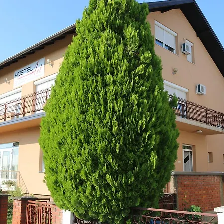 Art Hostel Bosanska Gradiska